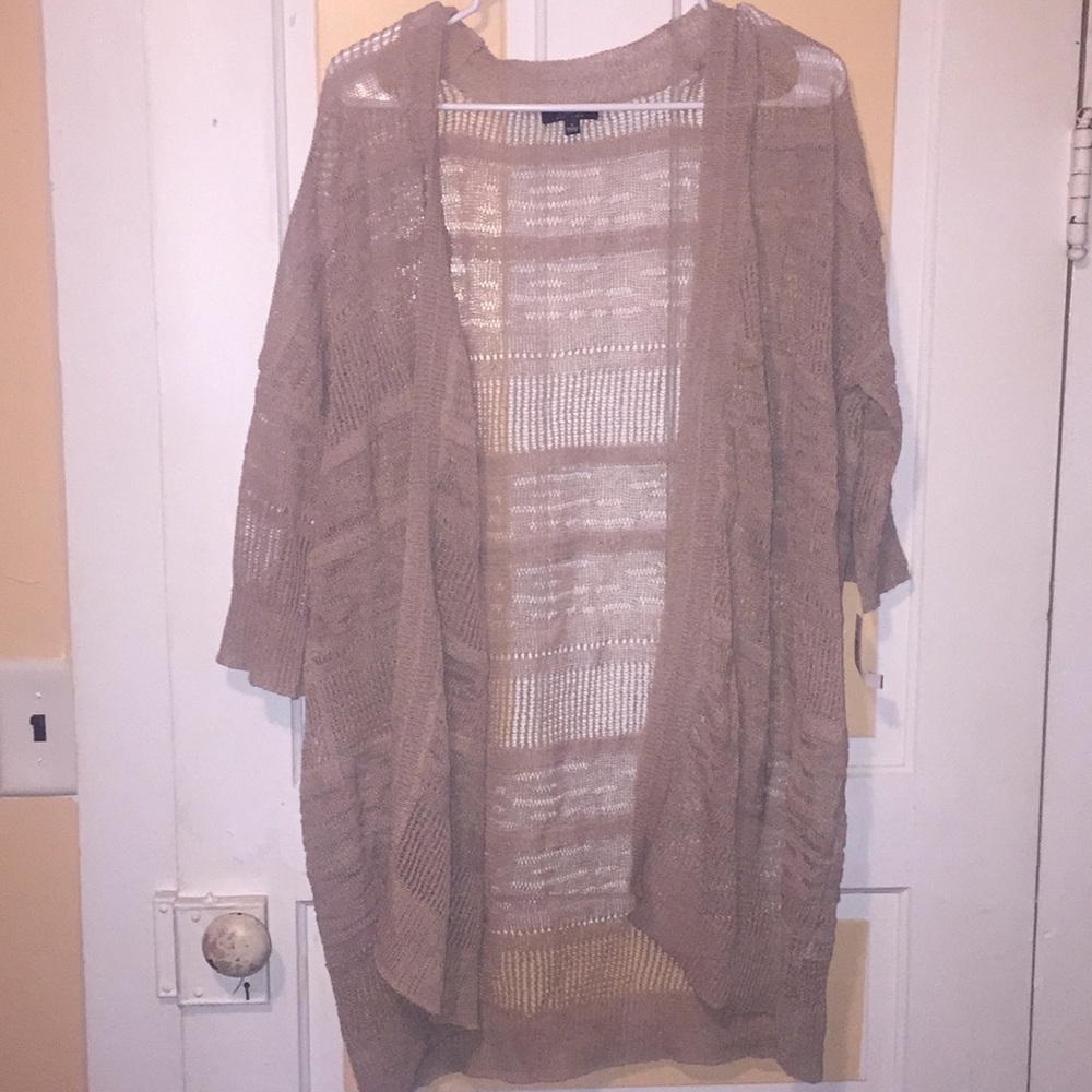 cream pull over